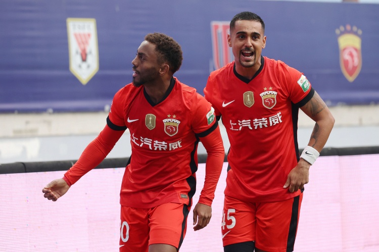 利物浦名宿：球队可以多利用乔·戈麦斯的手榴弹界外球